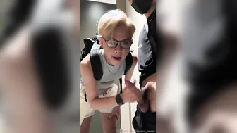 [OF] SEVEN x HANDSOME BOY – SUCK COCK DRINK SEMEN IN THE TOILET