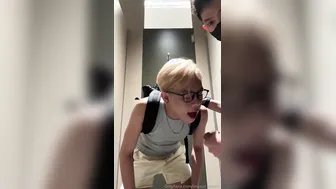 [OF] SEVEN x HANDSOME BOY – SUCK COCK DRINK SEMEN IN THE TOILET