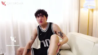 GD-030 球場撿了個奶狗體育生／00後薄肌直男初亮相