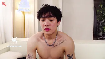 GD-030 球場撿了個奶狗體育生／00後薄肌直男初亮相