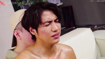 GD-031 雙性原民物流士／爆筋強棒精尿四濺 Delivery Boy Pisses Himself At Orgasm