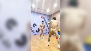 [OF] LIAM x LEVI 地下拳王教我打靶 屌差點打在我臉上