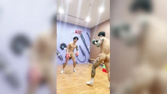 [OF] LIAM x LEVI 地下拳王教我打靶 屌差點打在我臉上