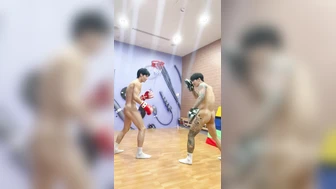 [OF] LIAM x LEVI 地下拳王教我打靶 屌差點打在我臉上