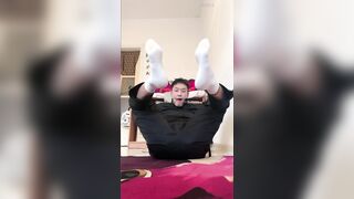 [CN SOLO] 英俊的淫荡男人有很多性玩具