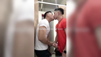 [OF] SEVEN x NAINOI – I heard that this restroom has a lot of handsome guys