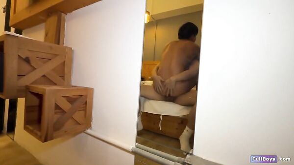 domo_0313arty x TITANIUM