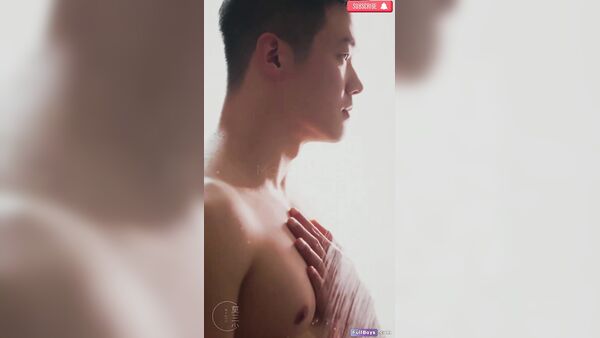 mosanshao 王子与卫兵一起沐浴