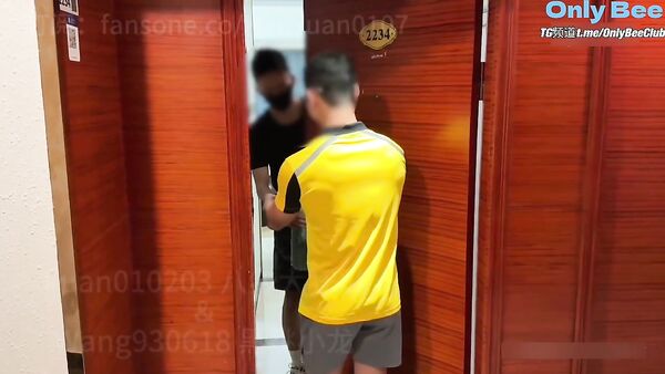 [Level 8 strong wind] Takeaway flash delivery