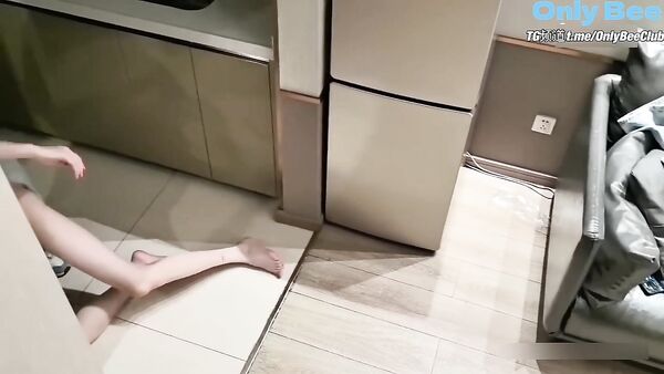 [Mumujun] Mumujun co-branded with Chenchenchen. Mumujun was stunned in the elevator corridor. Chenchenchen dragged her to the room, then tied her up and fucked her without a condom_Drama_28 minutes_