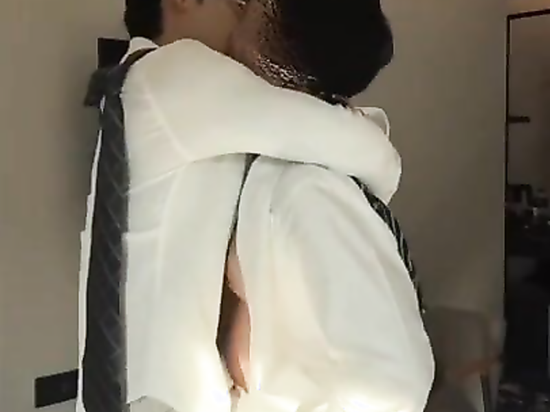 【TwitOfficeGuy】ทำไงได้_ก็คาชุดมันเสียวนี้นา_On_