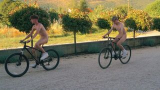 Finley and Louis – Morning bike rides ends in fucking