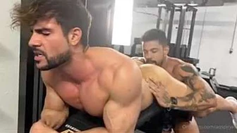 Gym Bros – Alejo Ospina and Mario Hervas – Blowjobs