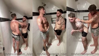 Garett Nolan and Trent Williams fool around in the shower