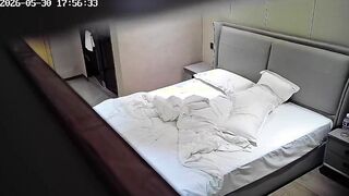 [CN] CSC-0002 黑背心帅哥和女友开房啪啪