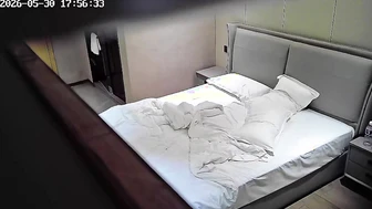 [CN] CSC-0002 黑背心帅哥和女友开房啪啪