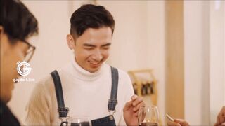 GD-001 聖誕綠帽淫慾夜 醉酒情迷熱棒暖穴 MERRY CHRISTMAS – 狼叔 SAIKI x 言嘉佑 YanJiaYo