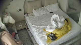[CN] CSC-0003 大学生情侣入住酒店