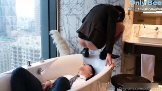 [Classmate Xiaole] trample on the supervisor_@suitdog supervisor has become more and more despicable in private when no one is around_I want him to remember it thoroughly today