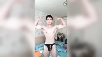 [CHINESE] 台灣中等學校健美選手張威淇私聊