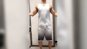 [CHINESE] 抖音肌肉男神小寧吃不飽私拍