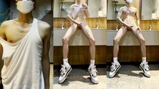 小竖条 反差体育生公厕撸屌喷射