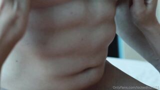 [OF] LockedHunk x TantanEvan 看看他的身體