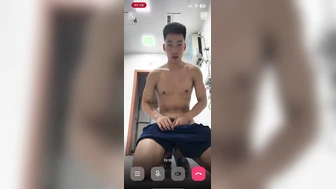 [CN SOLO] 网红消防员大半夜发骚,害怕战友进来,硬不起来 扇巴掌,插屁眼,撸射