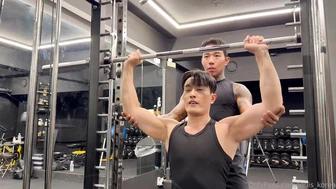 [OF] LOUIS x DOWON – PT쌤이랑 단 둘이 LUST GYM 只有我和体育老师