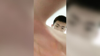 [CN] SOLO-0018 极品理工男大，上演直男味湿身诱惑