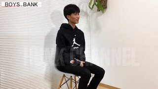 BOYS.BANK – BOB-294 – インタビュー中から上反りフル勃起!!19才の童貞君が初めて尽くしで乱れて…