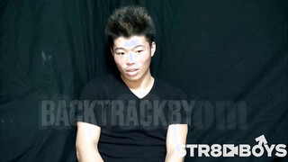 STR8 BOYS – BTB-0612 – ゲイの間で大ヒット間違いなし！！ バドミントン部の現役メンバーで、21歳、筋肉隆々の巨大なペニスを持つ青年
