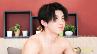 Men’s Rush.TV – CAPY-805 – ノンケ【鈴木】くん男性初体験!!即勃起!!窓越し!外から丸見え羞恥!!