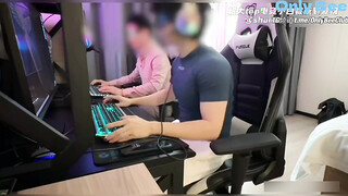 [Hard-working fitness chick] 251003 E-sports busty chick gets fucked while