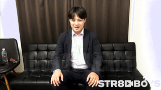 STR8BOYS – SBM-0663 – スーツ姿の無防備な笑顔◎愛嬌抜群◎ゆるキャラ若リーマン24歳を仕事中にガチナンパ!!社会の窓から太マラしゃぶりキスまで受け入れ豪快射精する!!