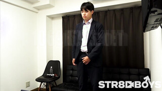 STR8BOYS – SBM-0663 – スーツ姿の無防備な笑顔◎愛嬌抜群◎ゆるキャラ若リーマン24歳を仕事中にガチナンパ!!社会の窓から太マラしゃぶりキスまで受け入れ豪快射精する!!