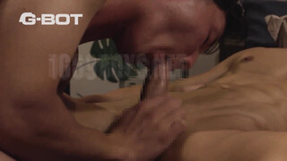 G-BOT TAIWAN – VDGBXX0445 – 遂に処女ケツが奪われる!イケメンリーマン智晃の男同士の初SEX!!