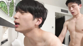 Men’s Rush.TV – MR-KR2216 – エロすぎるノンケ「ぴ」くんがRAITOに生堀りされ泣き喘ぐ♪