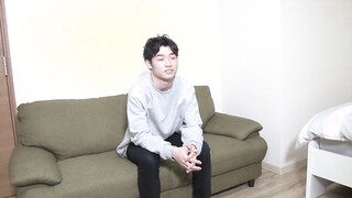 Acceed – OCON141 – 有名若手俳優にそっくりの身体が綺麗な18歳少年が女スタッフの手に扱かれて興奮オナニー！