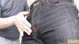 HUNK CHANNEL – INS-0712 – twitterで人気沸騰中の為、顔出しNG!!アナルにおもちゃ入れられながらザーメン発射!!