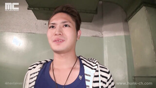 HUNK CHANNEL – MENP-0931 – 街角イケメンにAV出演ガチ交渉 vol.2、今風イケメンをスカウト!諒19歳、初めてのアナルに戸惑いながらもザーメン激飛ばし!