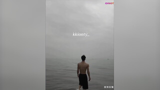 Chinese Handsome Guy Kkionty Jerking Off