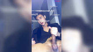 Hotboy Khoa Vuong Sucks Big Dick (18)