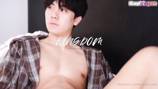 Kingdom Special 08: Handsome Boy Shows Dick