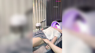 Waxing Shop Owner Sucking His Straight Customer (3)