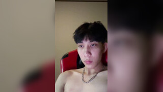 Vietnamese Boy Livestream Sucking Outdoor