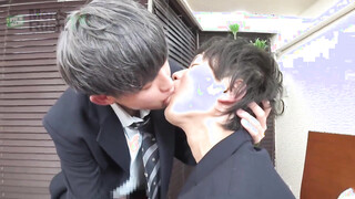 Men’s Rush.TV – MR-KR1811 – 素朴顔の童顔ノンケ君とヽ(´∀｀ Y u t o ´∀｀)ﾉが制服姿で生合体♂