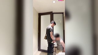 Ducal (Seven) & Hot Gymer Fucking Bareback In WC
