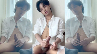 Handsome Thai Bottom Jerking Off