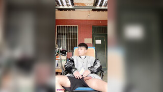 Vietnamese Boy Livestream Jerking Off On The Rooftop